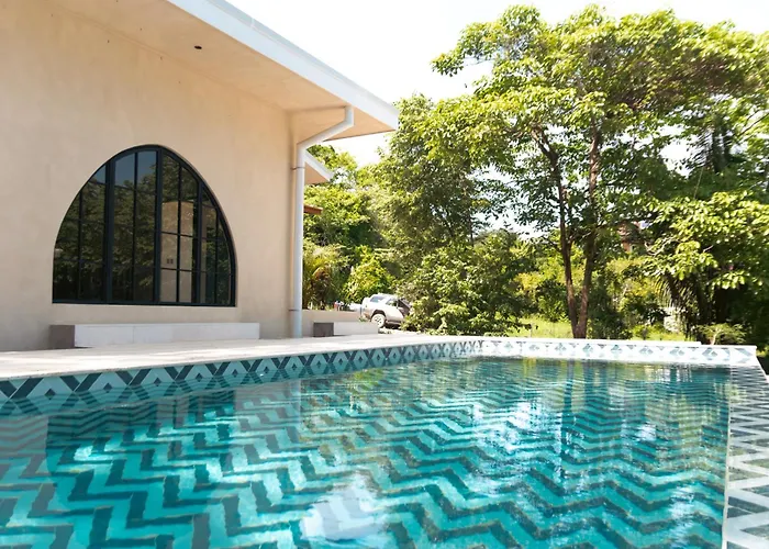 Nakama Nosara Villa *